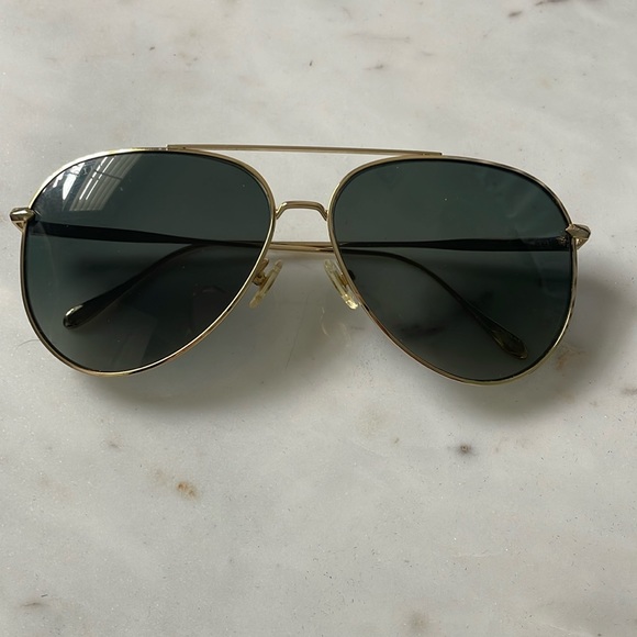 🫶🏻DIFF Sunglasses 🫶🏻 - Picture 1 of 3